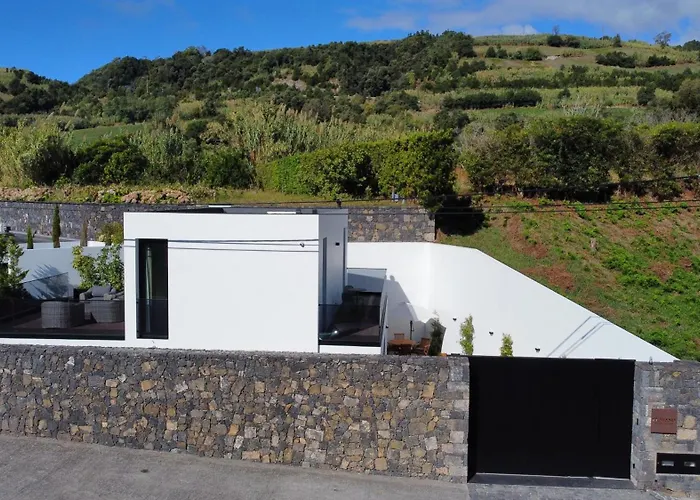 Platano בית נופש Ribeira Cha